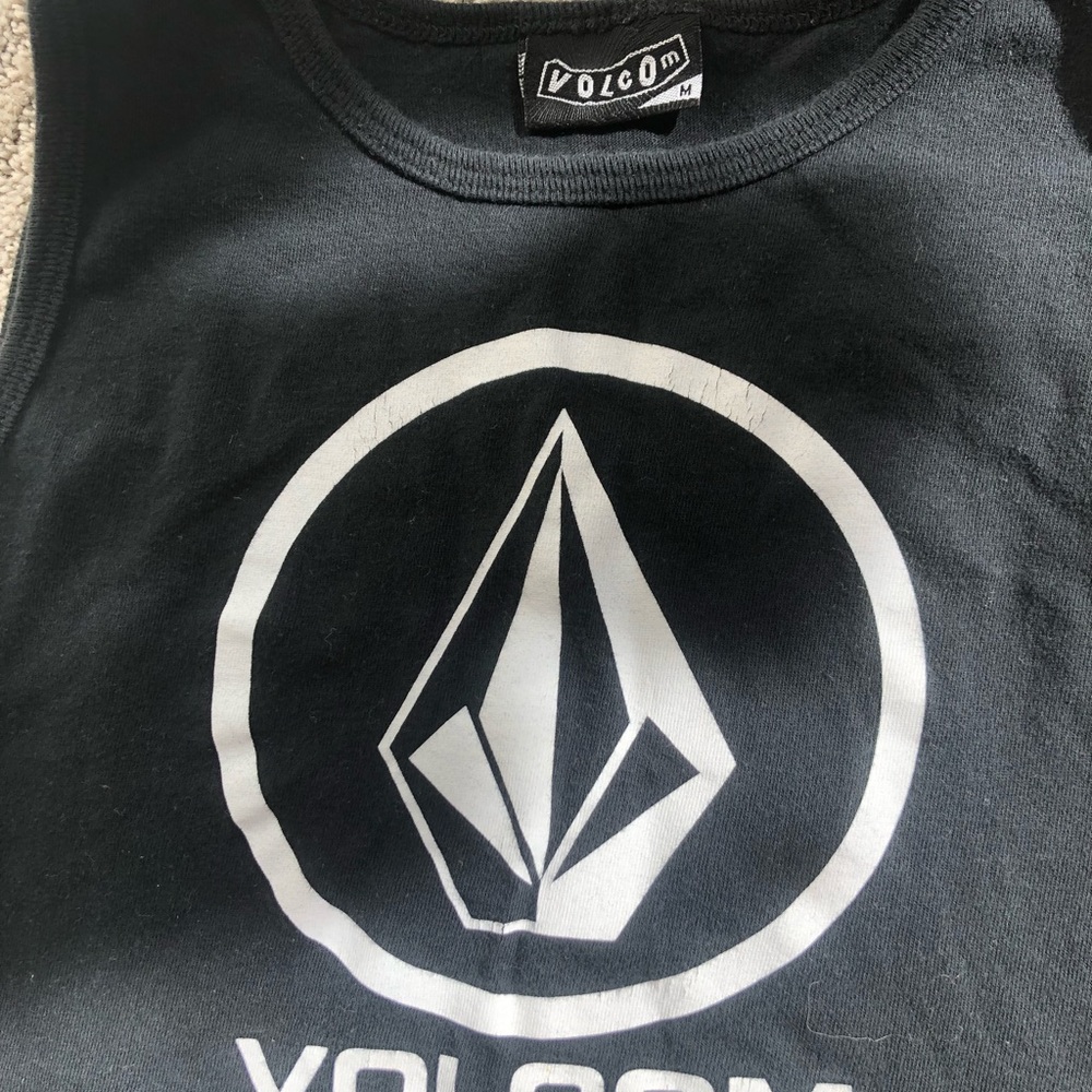Volcom shirt - Picture 2 of 2